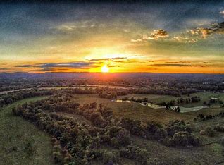 Beautiful sunrise in Bullitt County, Kentucky